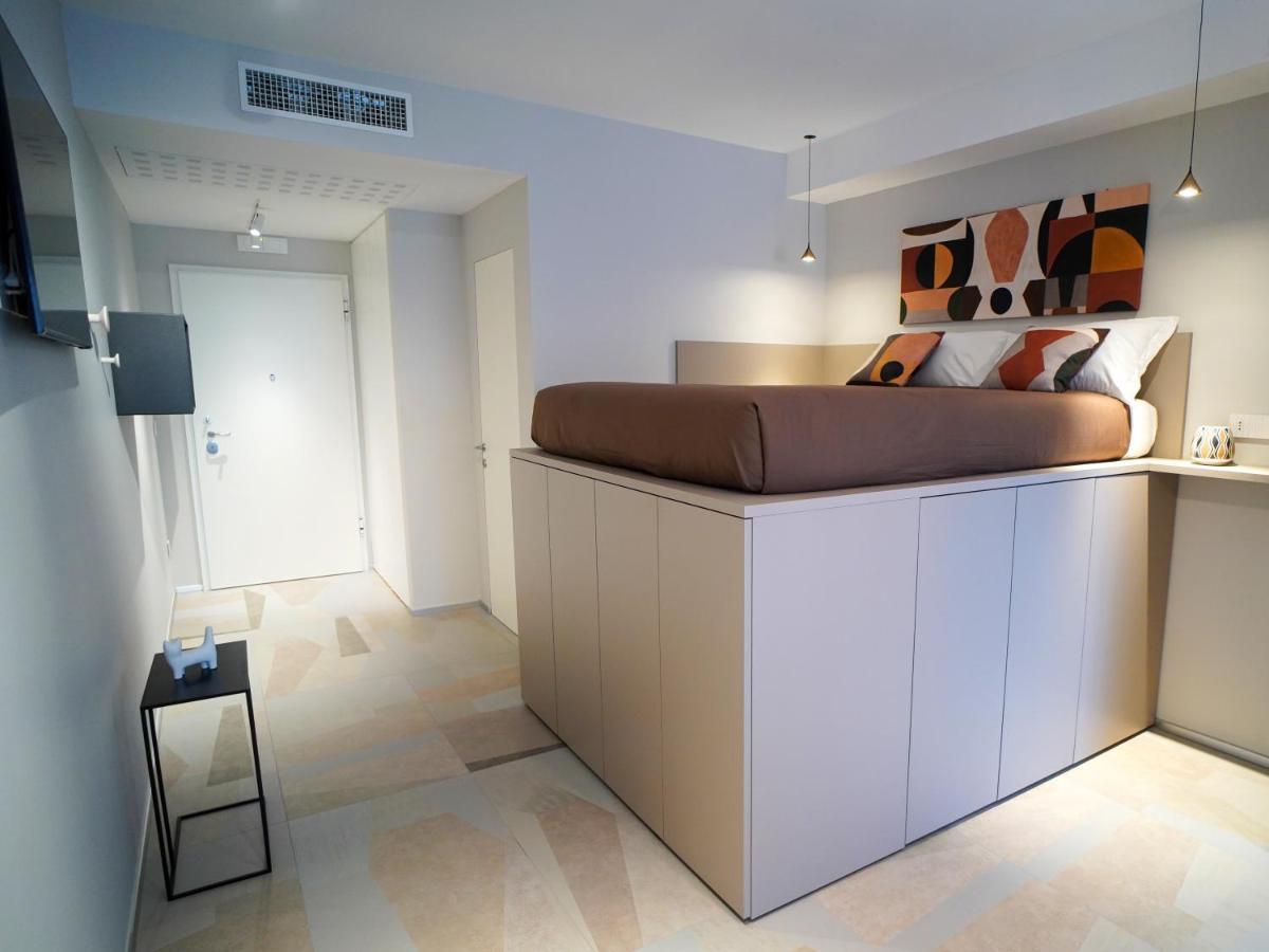 Ferienwohnung La Perla Di Bari - Private Parking Exterior foto