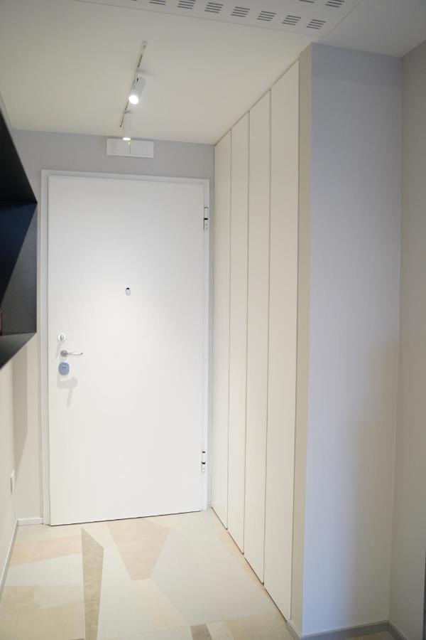 Ferienwohnung La Perla Di Bari - Private Parking Exterior foto